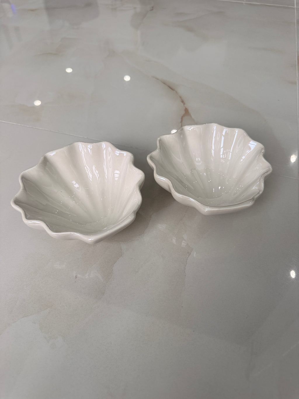 Shell Jewelry Bowl White Set of 2