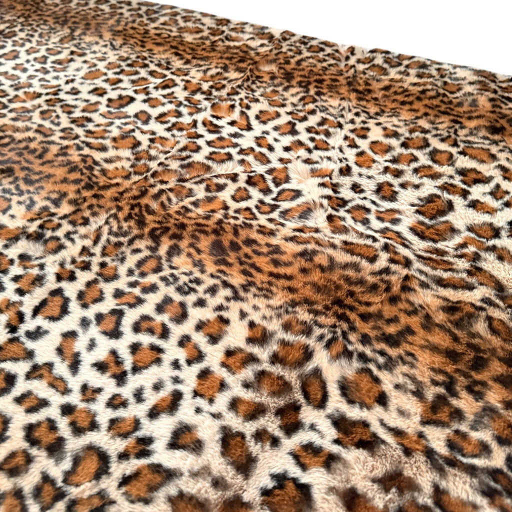 Leopard Fux Rug Soft 30x47 inches