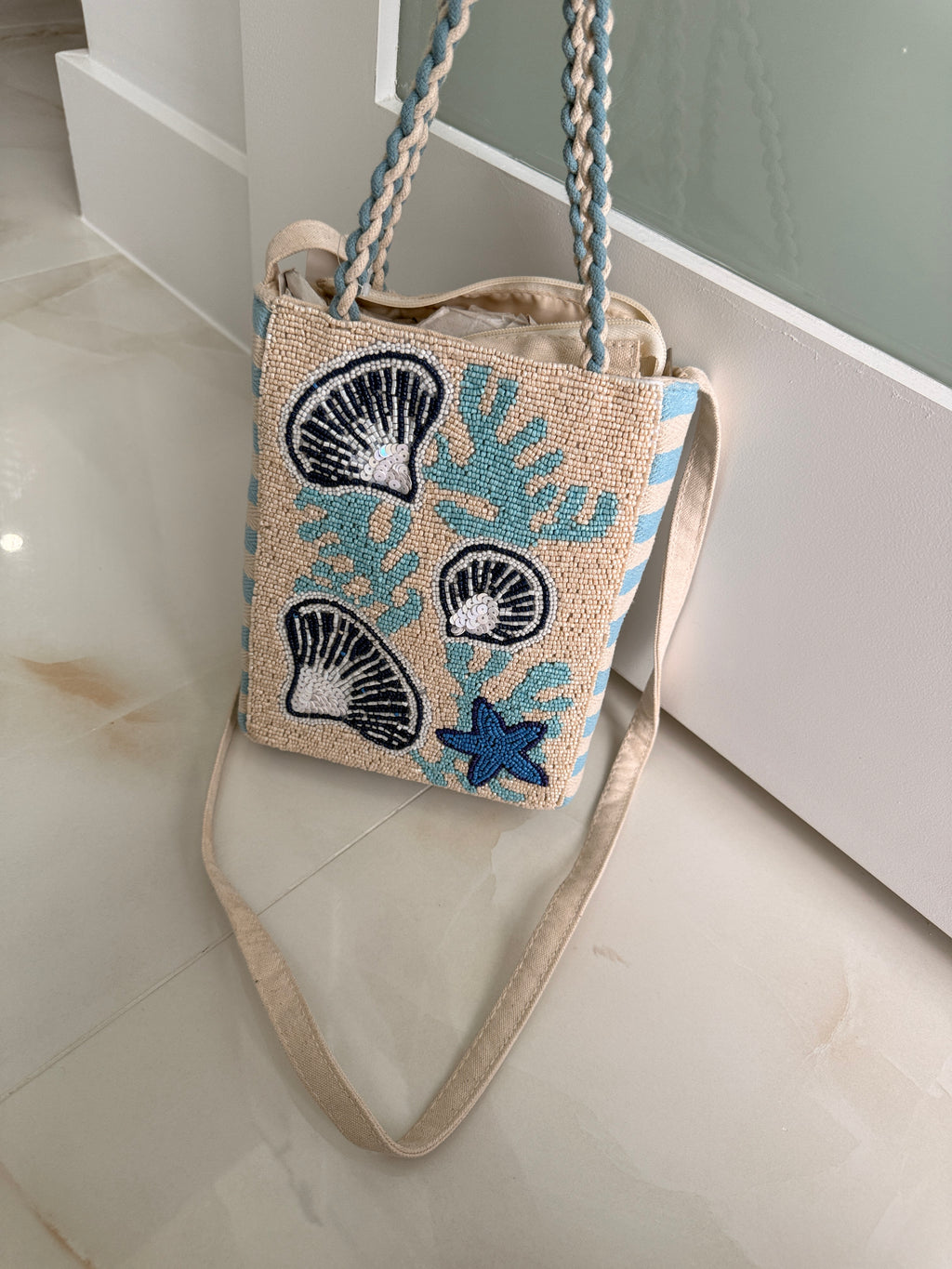 So Beachy Blue & Tan Purse