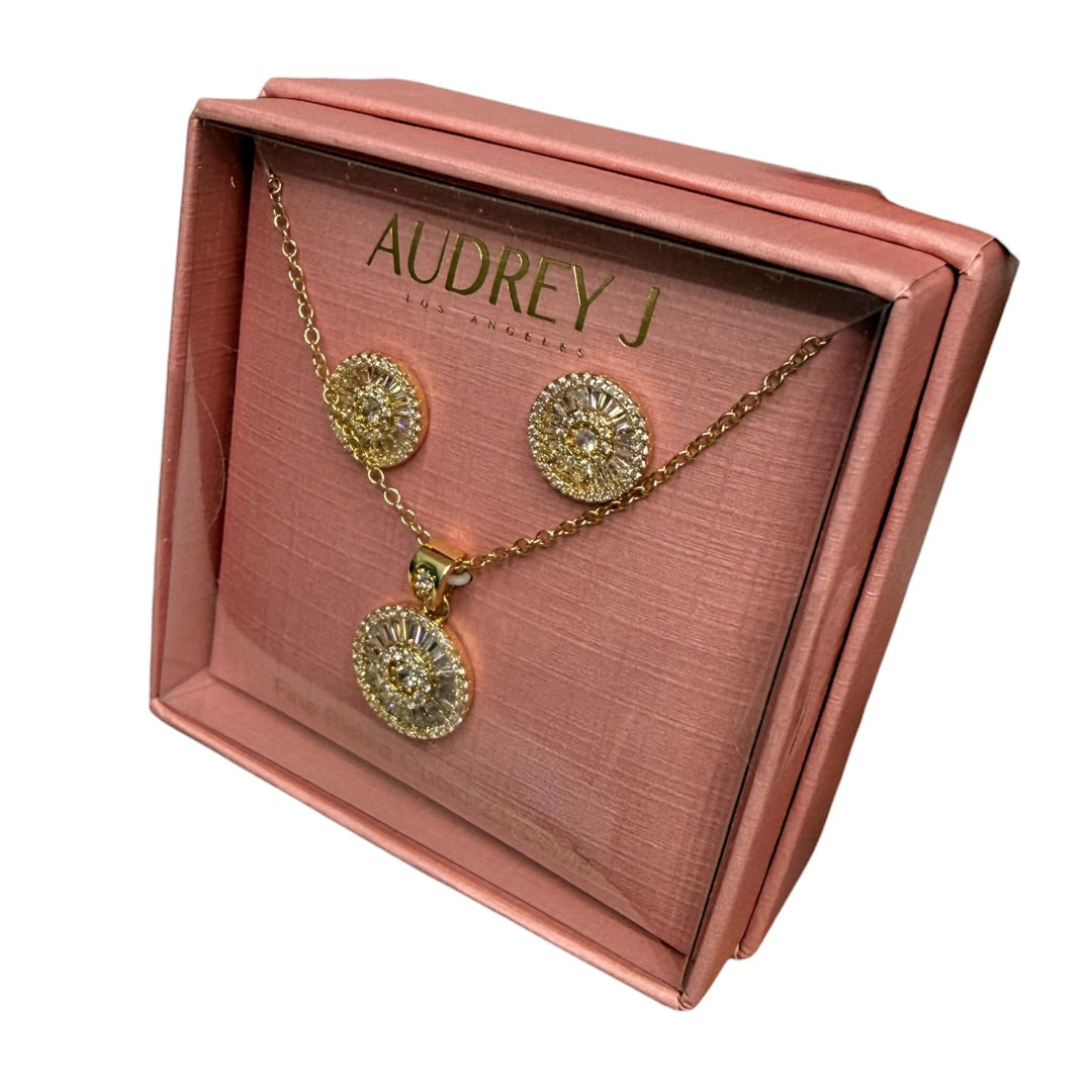 Gold Elegance Necklace & Earrings Set