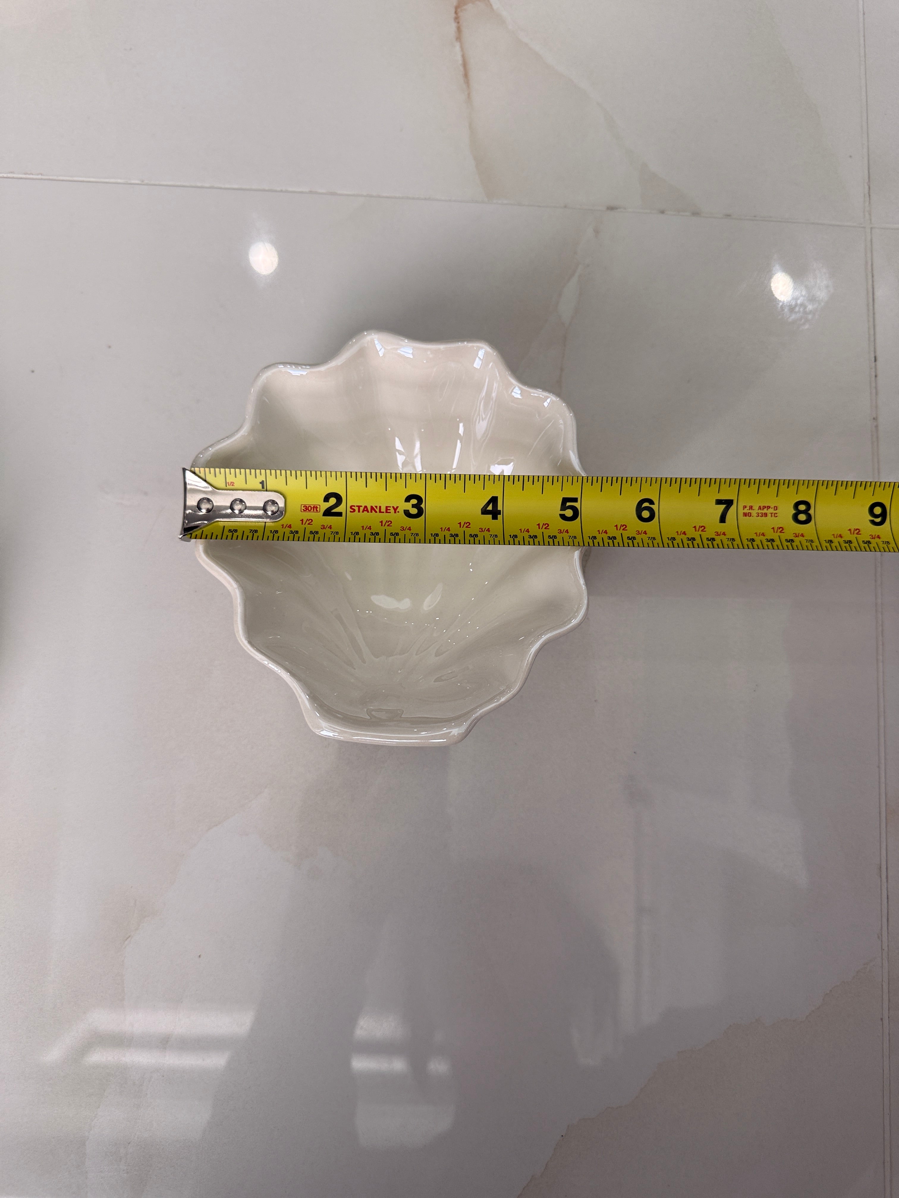 Shell Jewelry Bowl White Set of 2