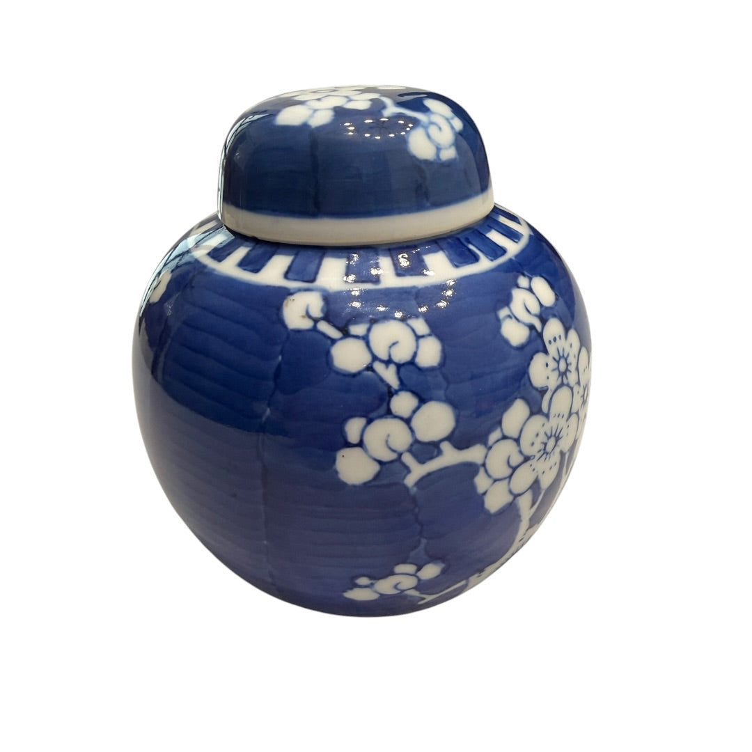 Vintage Floral Blue & White Holder