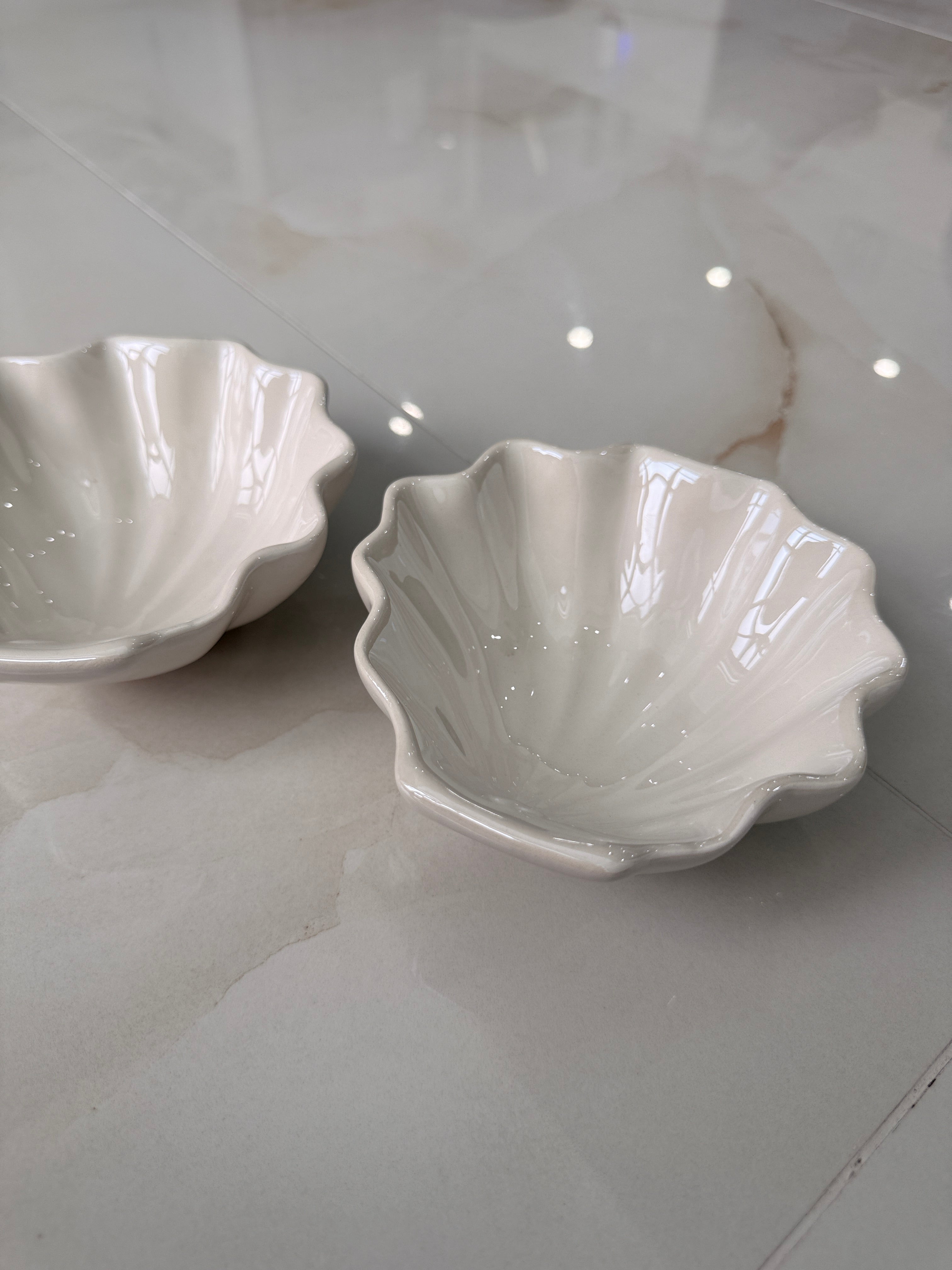 Shell Jewelry Bowl White Set of 2